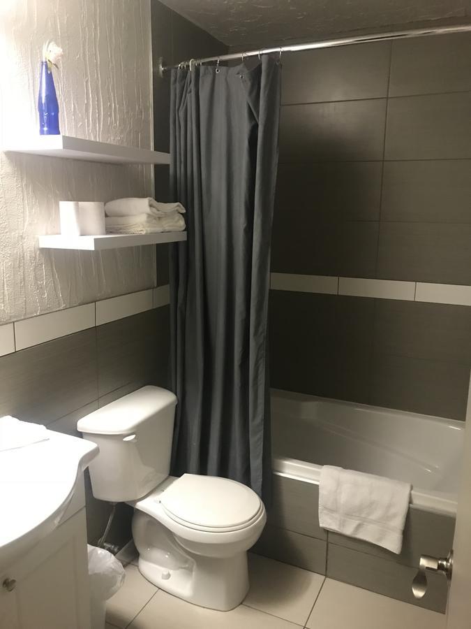 Motel La Siesta De Gascon 泰勒博恩 外观 照片